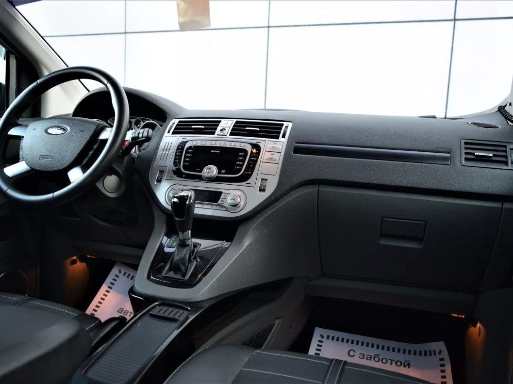 Ford Kuga Titanium S 2.0  фото 13