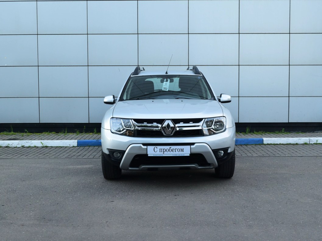 Renault Duster Privilege 1.6 МКПП фото 2