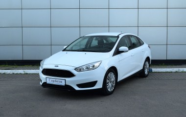 Ford Focus Trend 1.6  превью 3