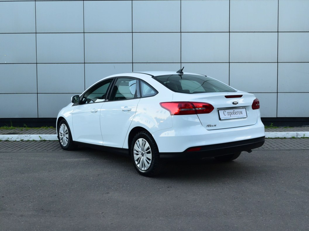 Ford Focus Trend 1.6  фото 5