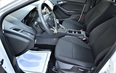 Ford Focus Trend 1.6  превью 9