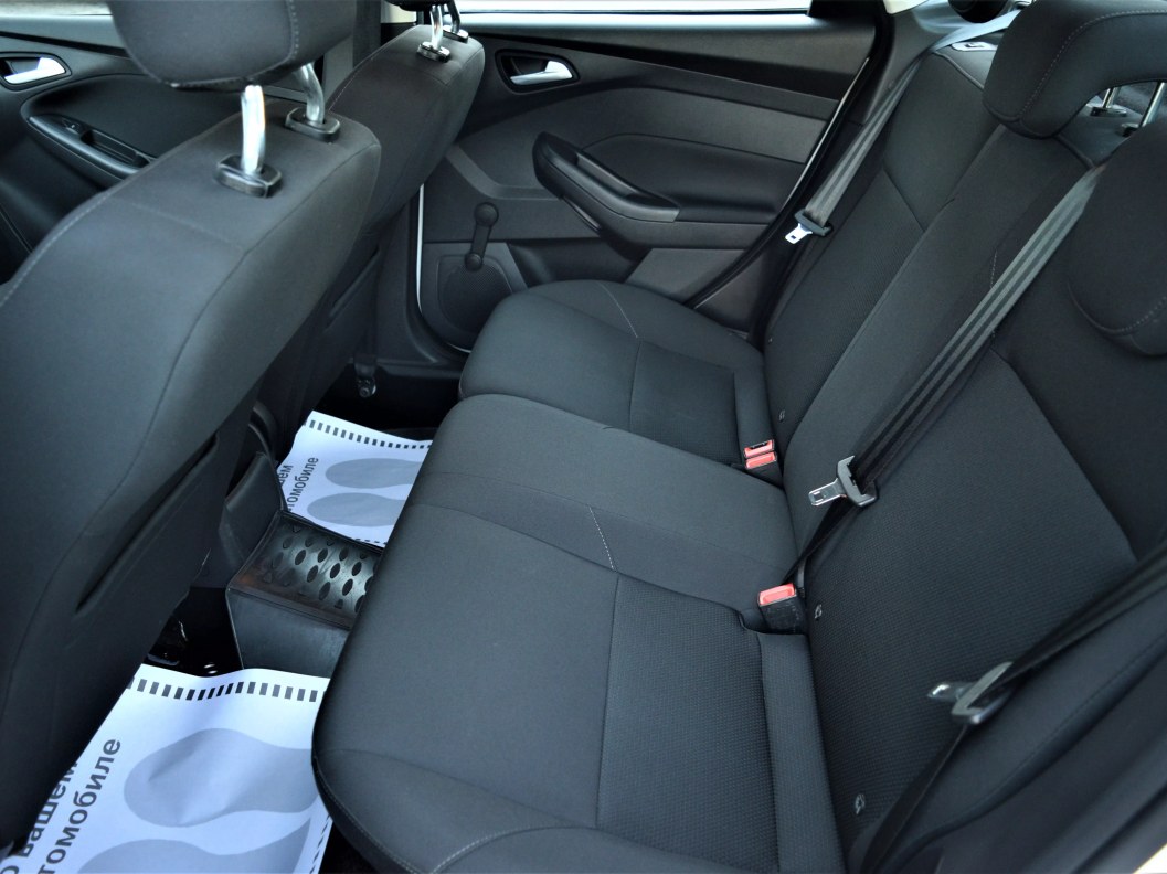 Ford Focus Trend 1.6  фото 13