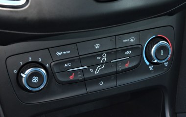 Ford Focus Trend 1.6  превью 16