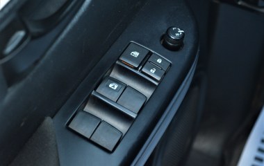 Toyota Hilux Стандарт 2.4 МКПП превью 14
