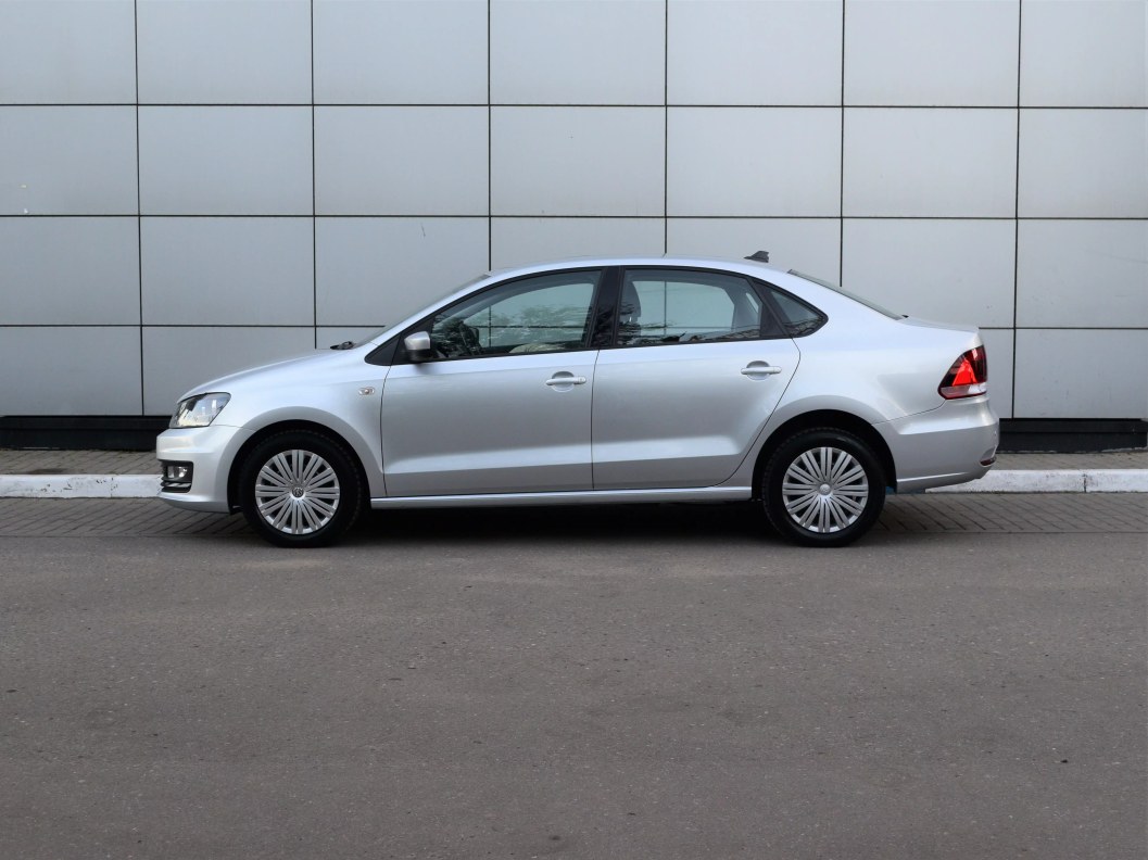 Volkswagen Polo Comfortline 1.6 АКПП фото 4