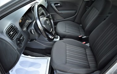 Volkswagen Polo Comfortline 1.6 АКПП превью 9