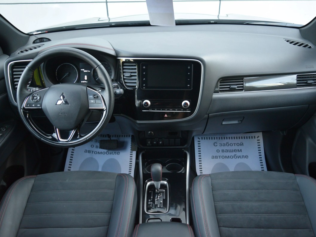 Mitsubishi Outlander Instyle 2.0 CVT фото 10