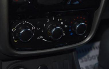 Renault Duster Privilege 2.0 МКПП превью 15
