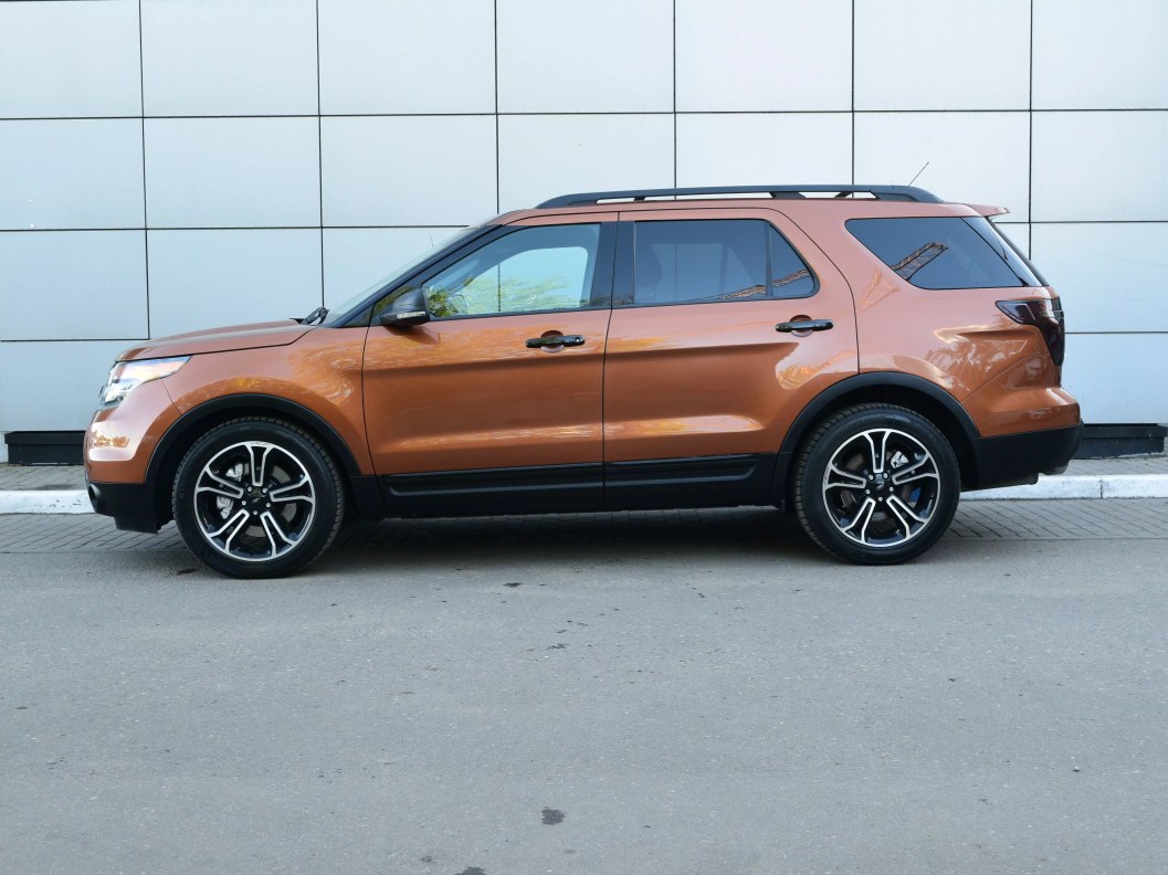 Ford Explorer Sport 3.5  фото 5