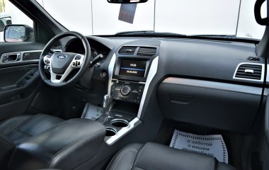 Ford Explorer Sport 3.5  превью 10