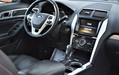 Ford Explorer Sport 3.5  превью 11