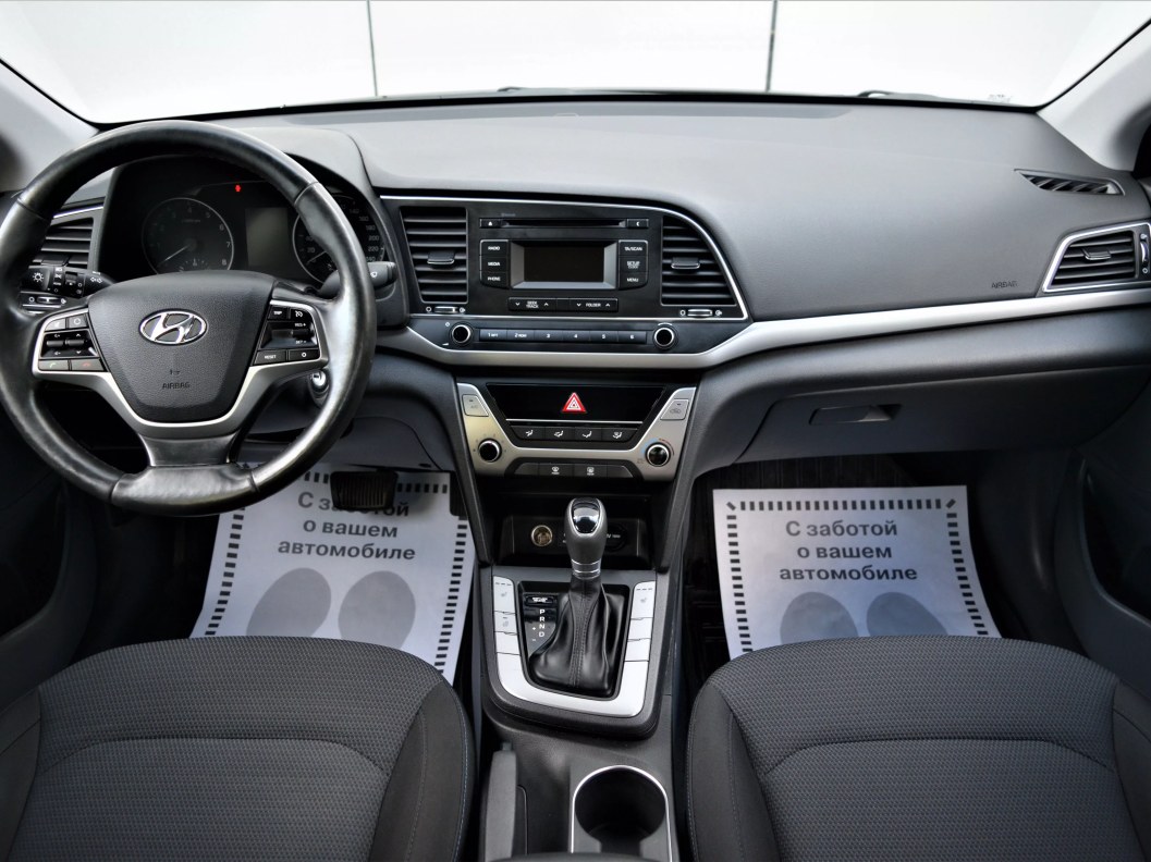 Hyundai Elantra Active 2.0 АКПП фото 10