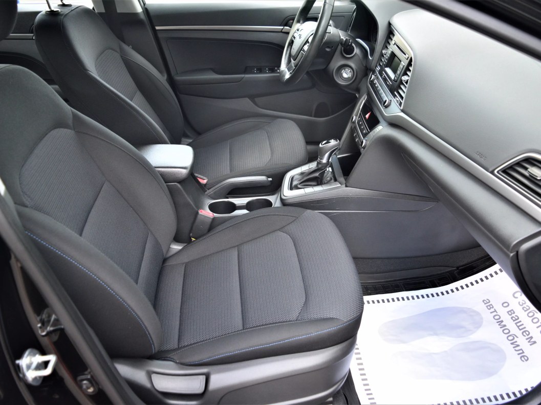 Hyundai Elantra Active 2.0 АКПП фото 11
