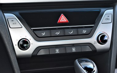 Hyundai Elantra Active 2.0 АКПП превью 15