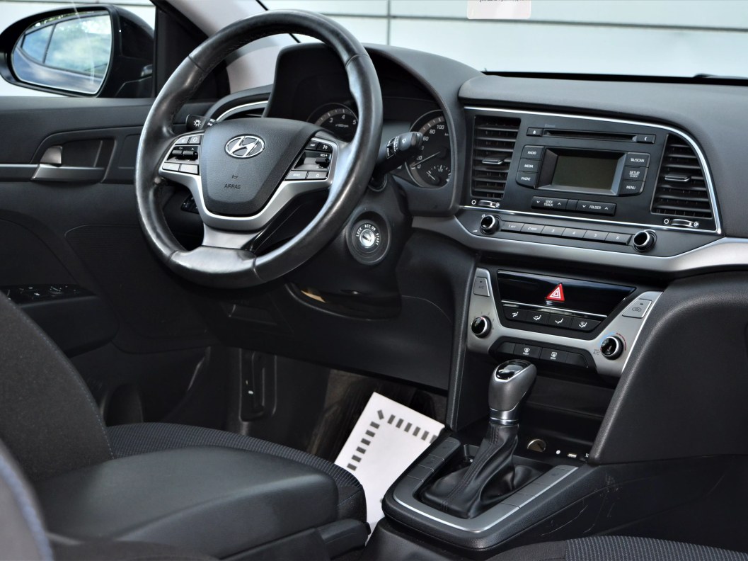 Hyundai Elantra Active 2.0 АКПП фото 17