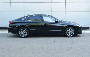 Hyundai Sonata бензин, АКПП, передний привод  превью 8