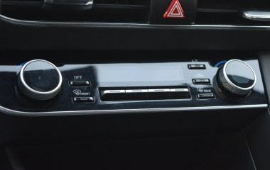 Hyundai Sonata бензин, АКПП, передний привод  превью 17