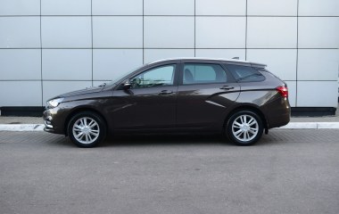 ВАЗ (Lada) Vesta GFK11-52-AK2 Luxe Multimedia 1.6 МКПП превью 4