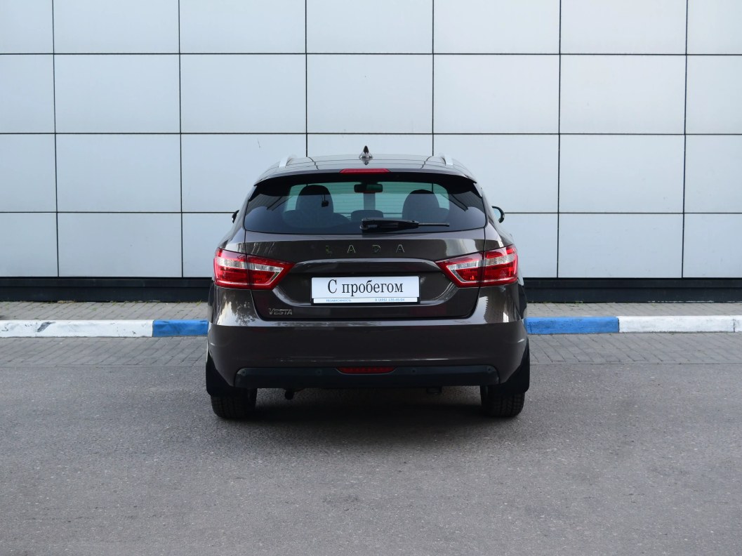 ВАЗ (Lada) Vesta GFK11-52-AK2 Luxe Multimedia 1.6 МКПП фото 6