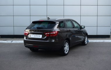 ВАЗ (Lada) Vesta GFK11-52-AK2 Luxe Multimedia 1.6 МКПП превью 7