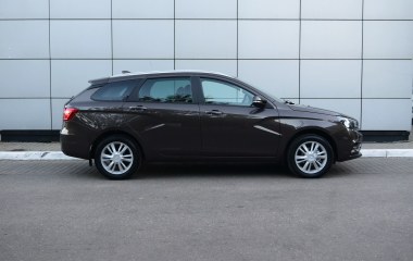 ВАЗ (Lada) Vesta GFK11-52-AK2 Luxe Multimedia 1.6 МКПП превью 8