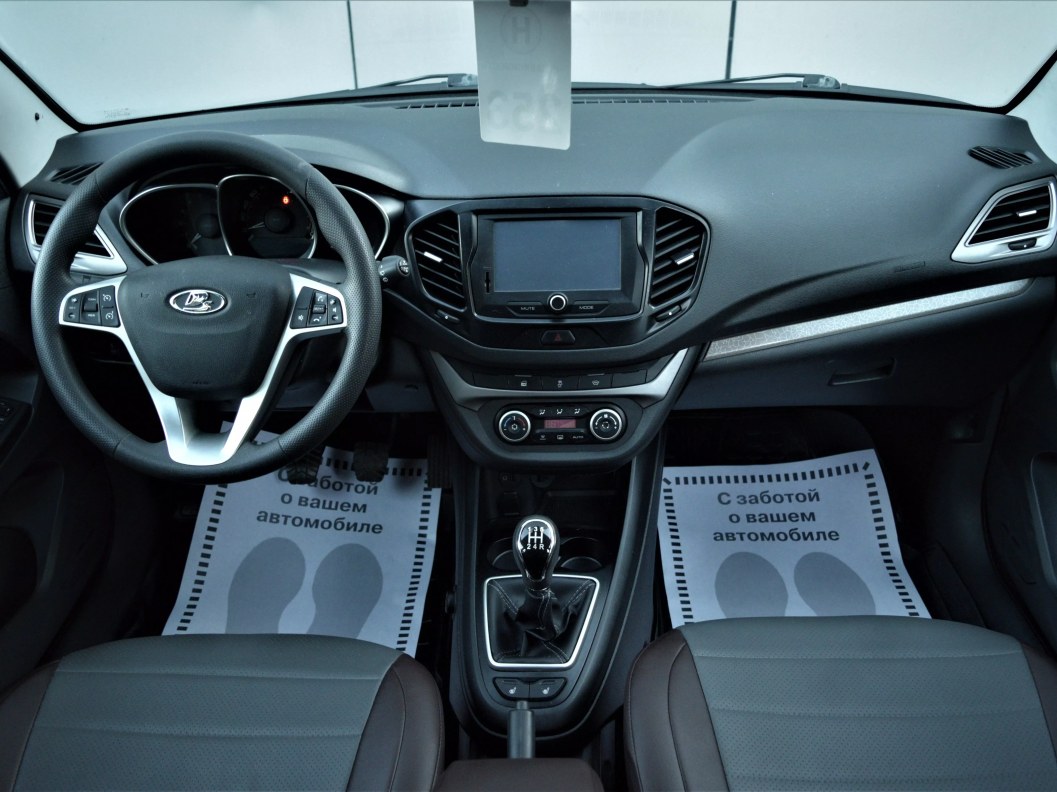 ВАЗ (Lada) Vesta GFK11-52-AK2 Luxe Multimedia 1.6 МКПП фото 10