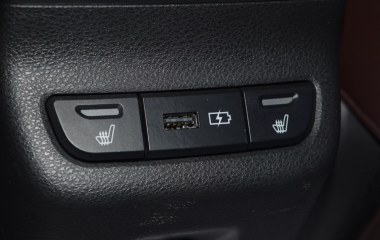 ВАЗ (Lada) Vesta GFK11-52-AK2 Luxe Multimedia 1.6 МКПП превью 18