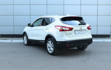 Nissan Qashqai SE+ 2.0 CVT превью 5