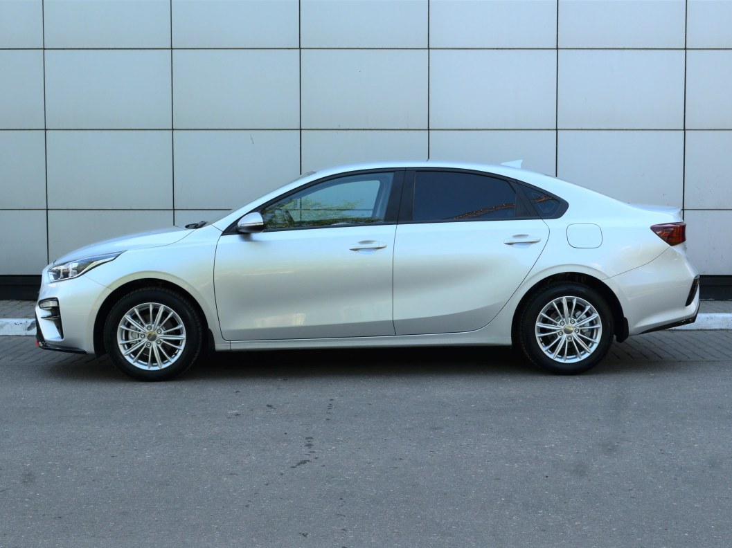 Kia Cerato Premium 2.0 АКПП фото 4