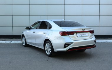 Kia Cerato Premium 2.0 АКПП превью 5