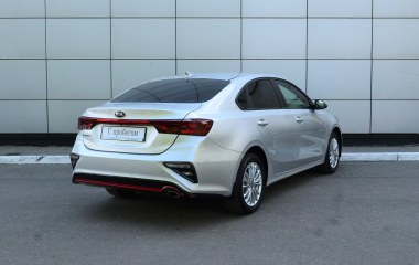 Kia Cerato Premium 2.0 АКПП превью 7