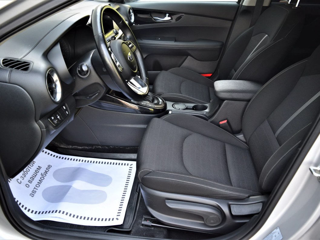 Kia Cerato Premium 2.0 АКПП фото 9