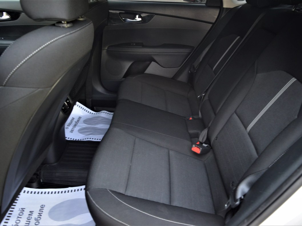 Kia Cerato Premium 2.0 АКПП фото 12