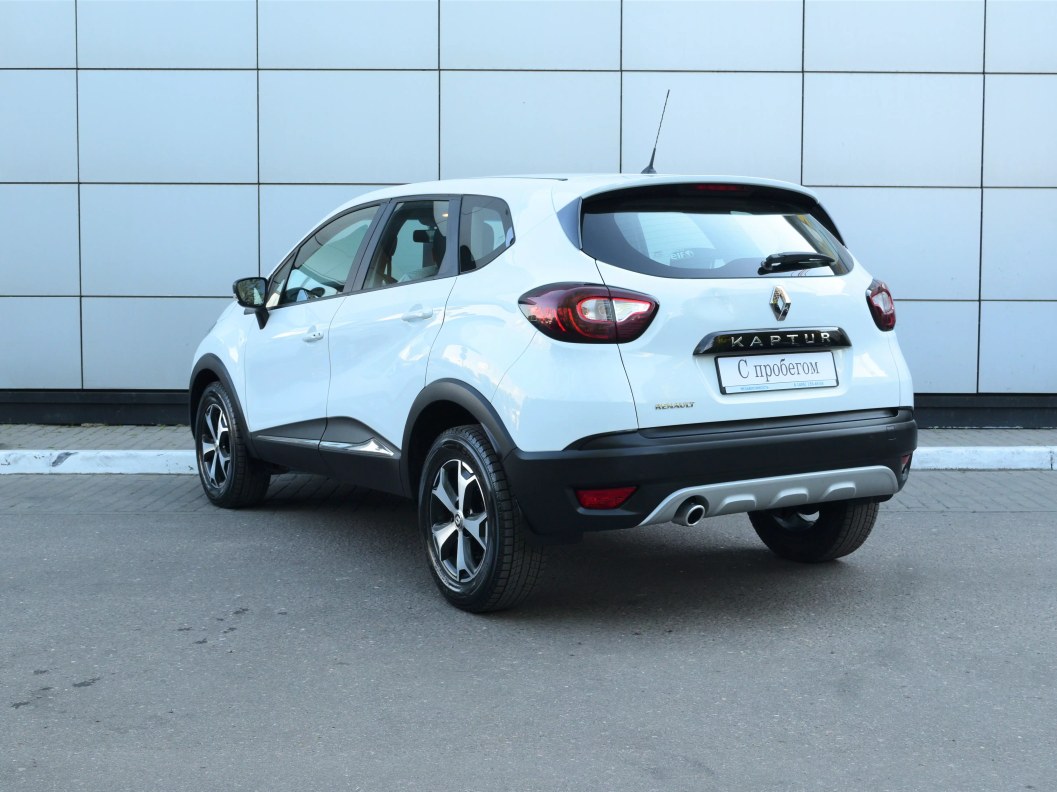Renault Kaptur Drive 1.6 МКПП фото 5