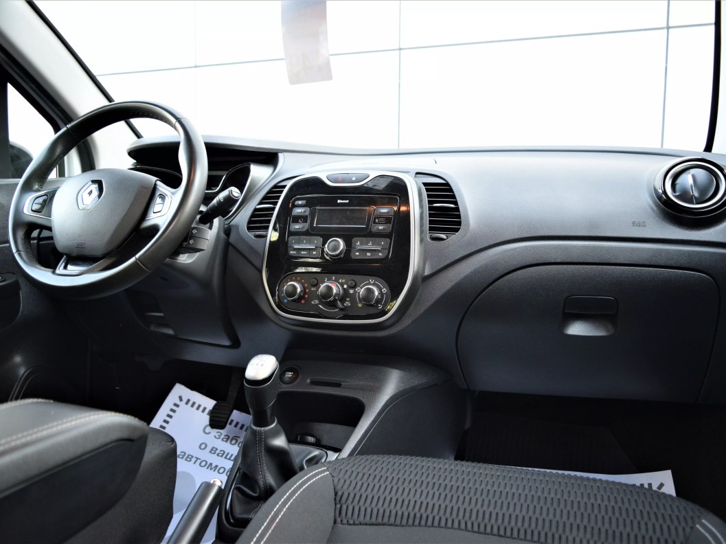 Renault Kaptur Drive 1.6 МКПП фото 20