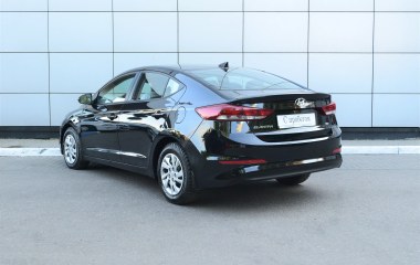Hyundai Elantra Active 1.6 АКПП превью 5