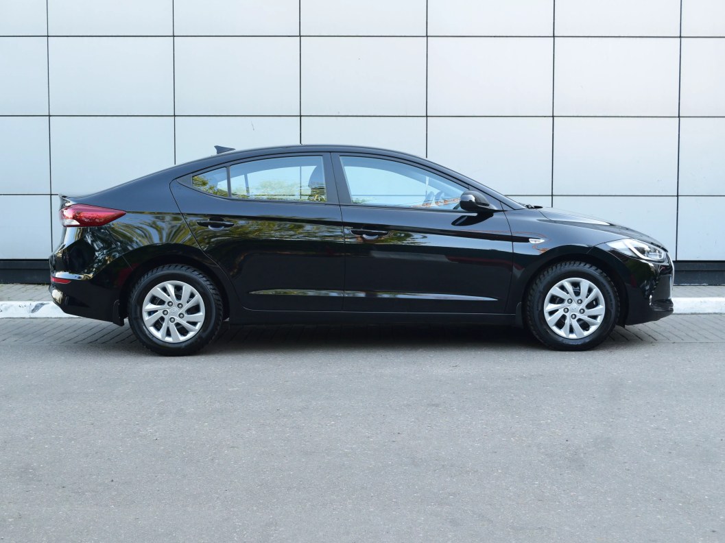 Hyundai Elantra Active 1.6 АКПП фото 8