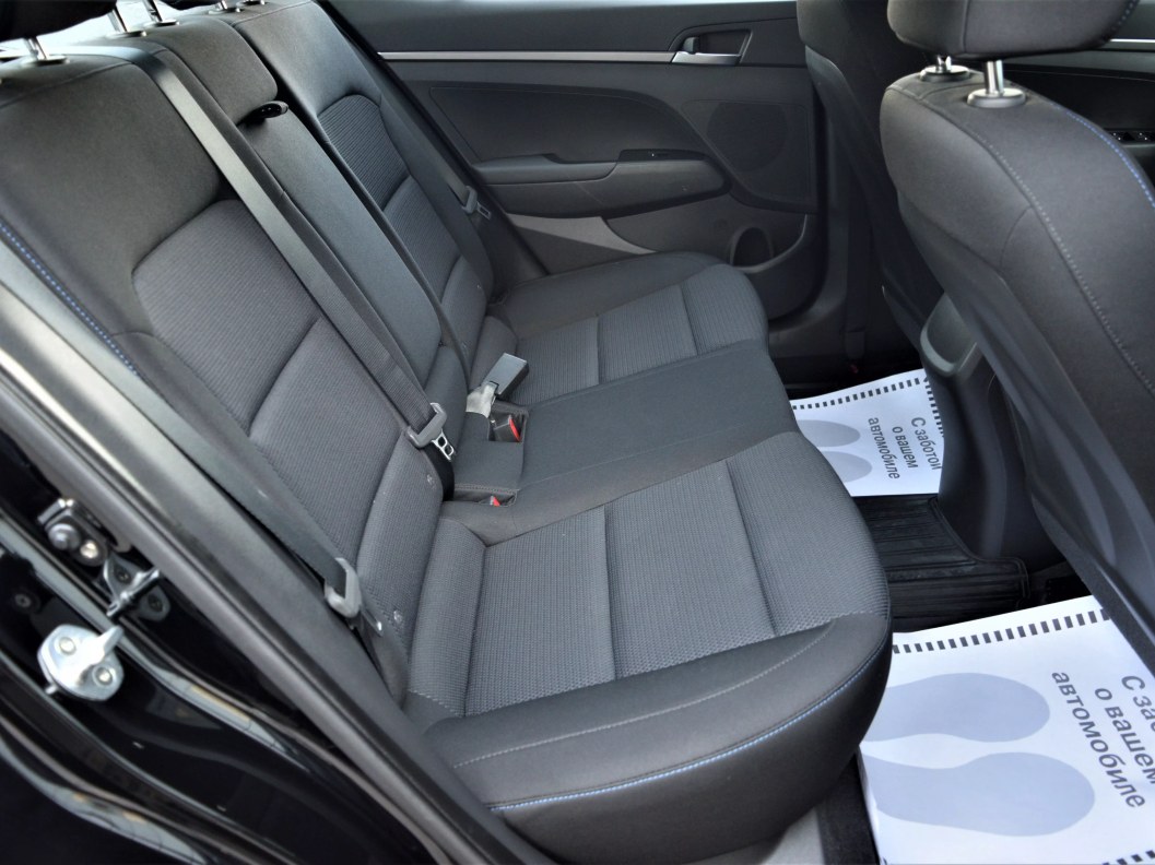 Hyundai Elantra Active 1.6 АКПП фото 11