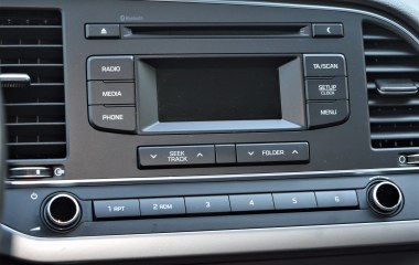 Hyundai Elantra Active 1.6 АКПП превью 16