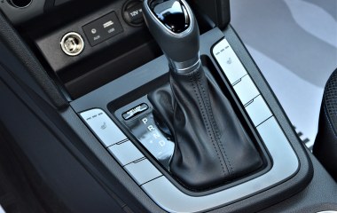 Hyundai Elantra Active 1.6 АКПП превью 18