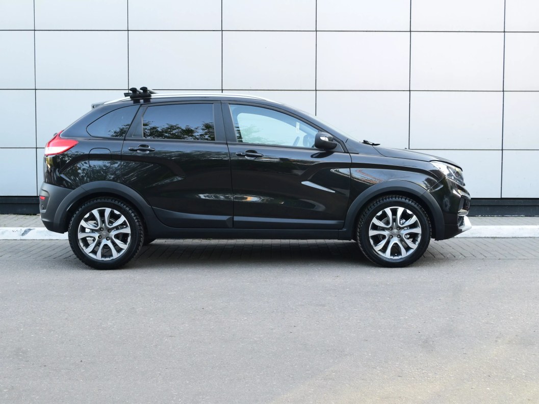 ВАЗ (Lada) XRAY GAB33-51-XRZ Comfort 1.8 МКПП фото 8