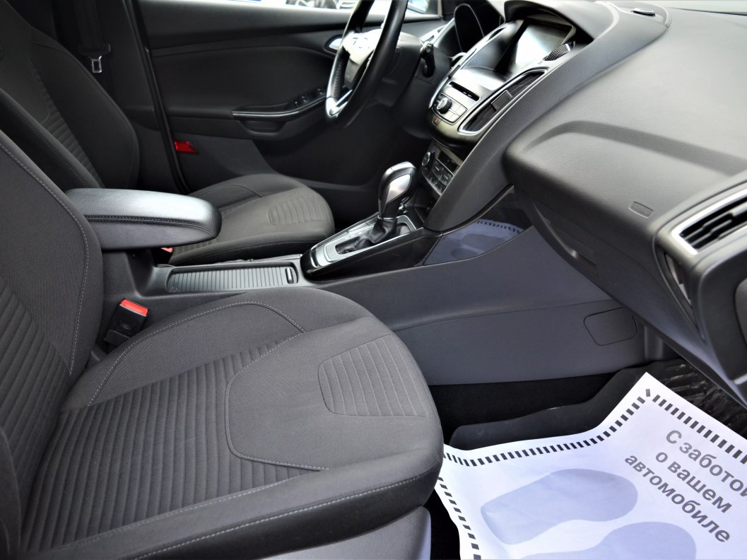 Ford Focus 1.5 АКПП фото 11