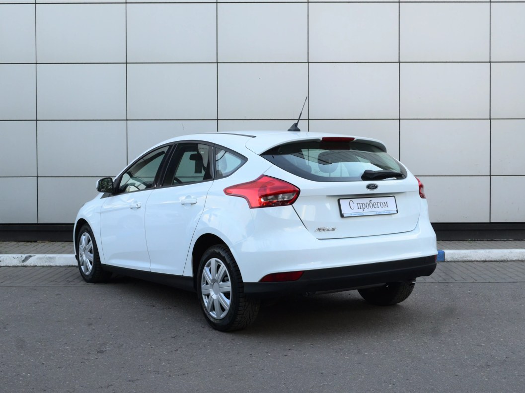 Ford Focus Trend 1.6  фото 5