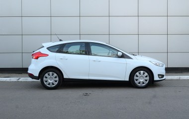 Ford Focus Trend 1.6  превью 8