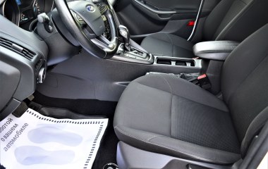Ford Focus Trend 1.6  превью 9