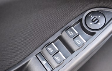Ford Focus Trend 1.6  превью 15