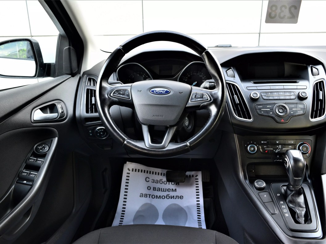 Ford Focus Trend 1.6  фото 18