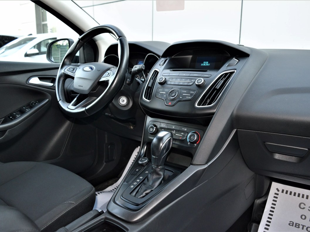 Ford Focus Trend 1.6  фото 20