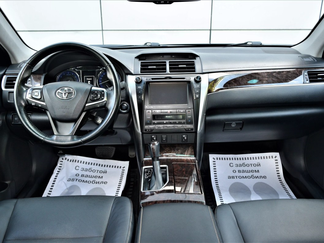 Toyota Camry Престиж 2.5 АКПП фото 10
