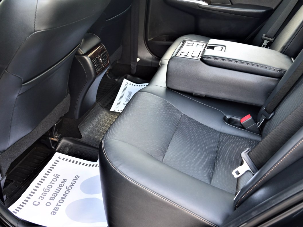 Toyota Camry Престиж 2.5 АКПП фото 14